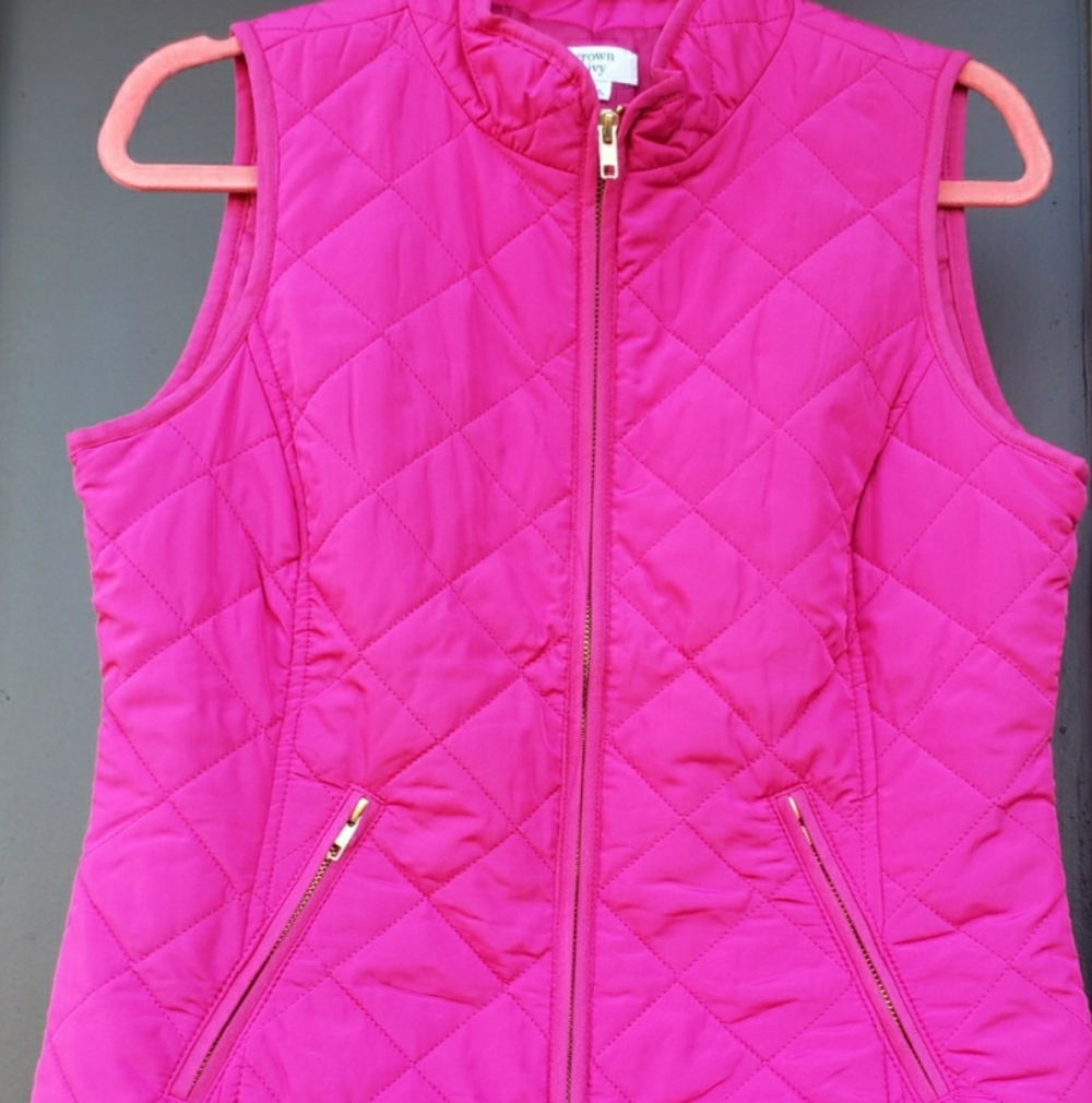 Women’s Quilted Pink Zip-Front Vest